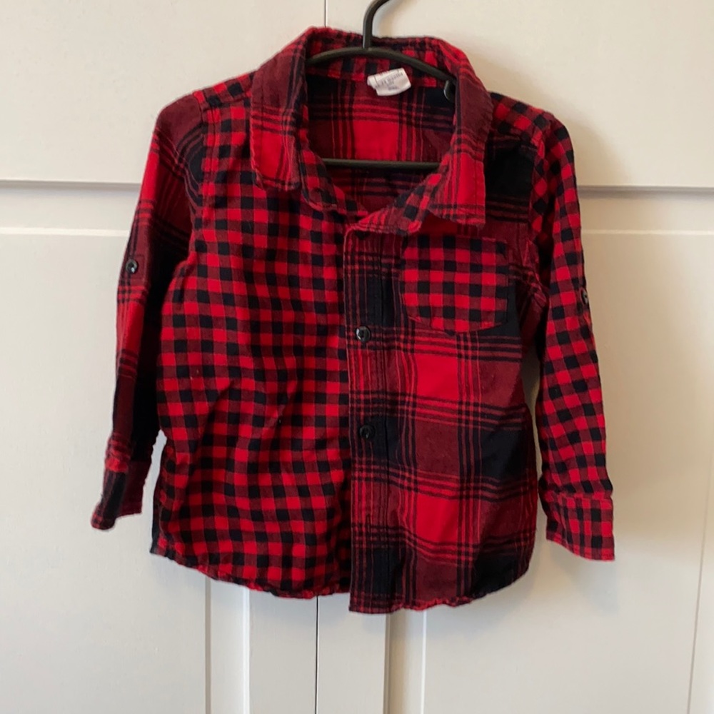 Baby Gap red and black plaid button up flannel 18-24 months